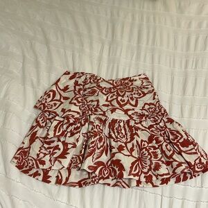 Zara red and white printed floral skirt size XS